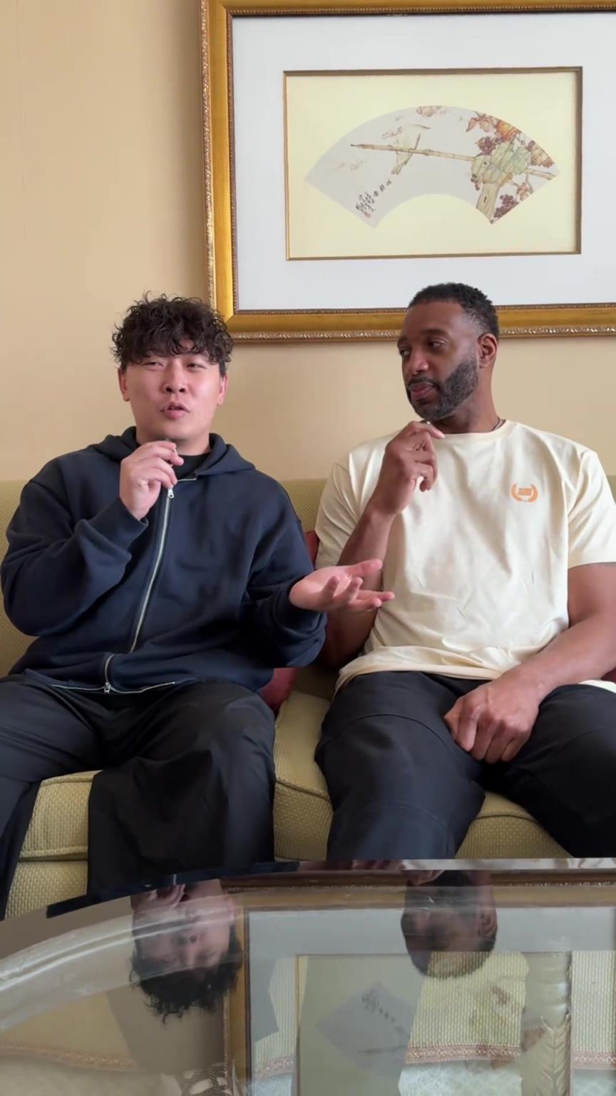 小伙子你真勇啊，在麥迪面前“那個，那個”的